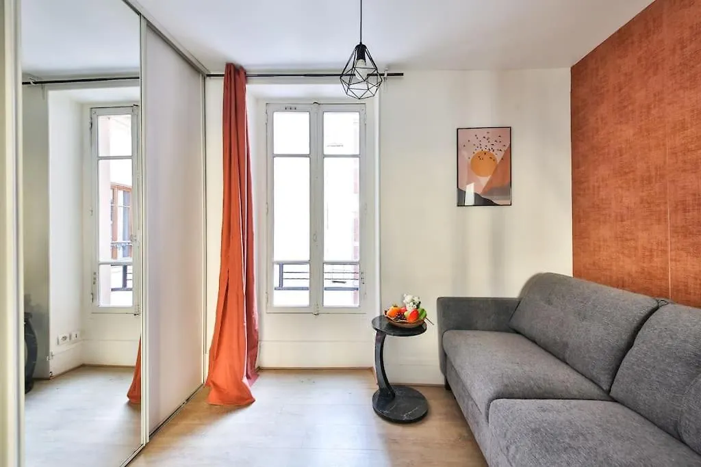 31.Studio 2Pers#Sevres-Lecourbe#Necker location